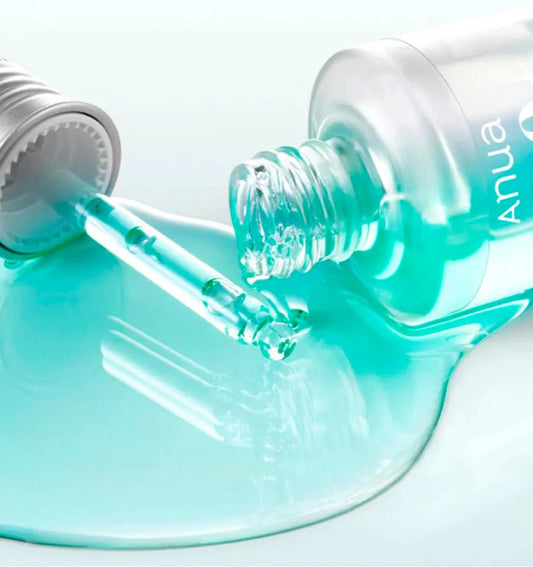 Dropper view of Anua PDRN Hyaluronic Acid Capsule 100 Serum