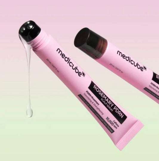 Fast-absorbing rosemary PDRN scalp serum texture – clear, lightweight, and non-greasy