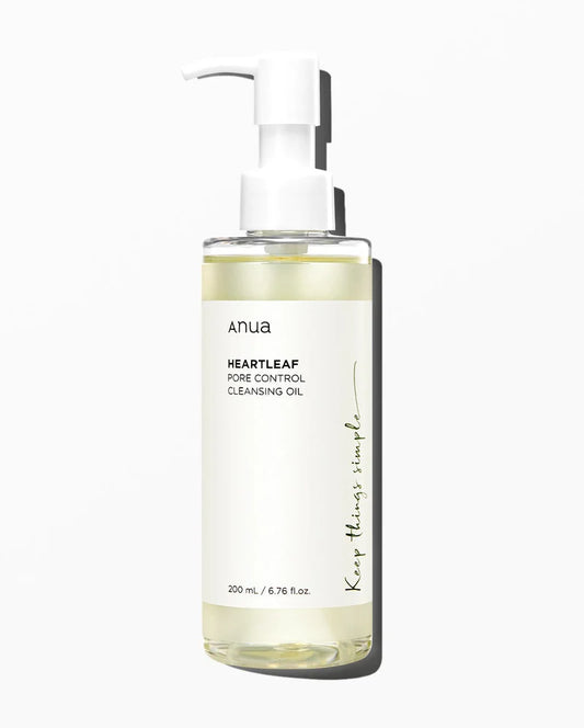Close-up of the lightweight oil texture of Anua Heartleaf Pore Cleansing Oil on skin