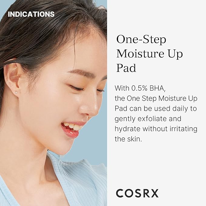 Applying COSRX One Step Moisture Up Pad on skin for quick hydration and smooth finish.