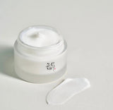 Dynasty Cream rich velvety texture closeup – deeply hydrating Korean moisturizer