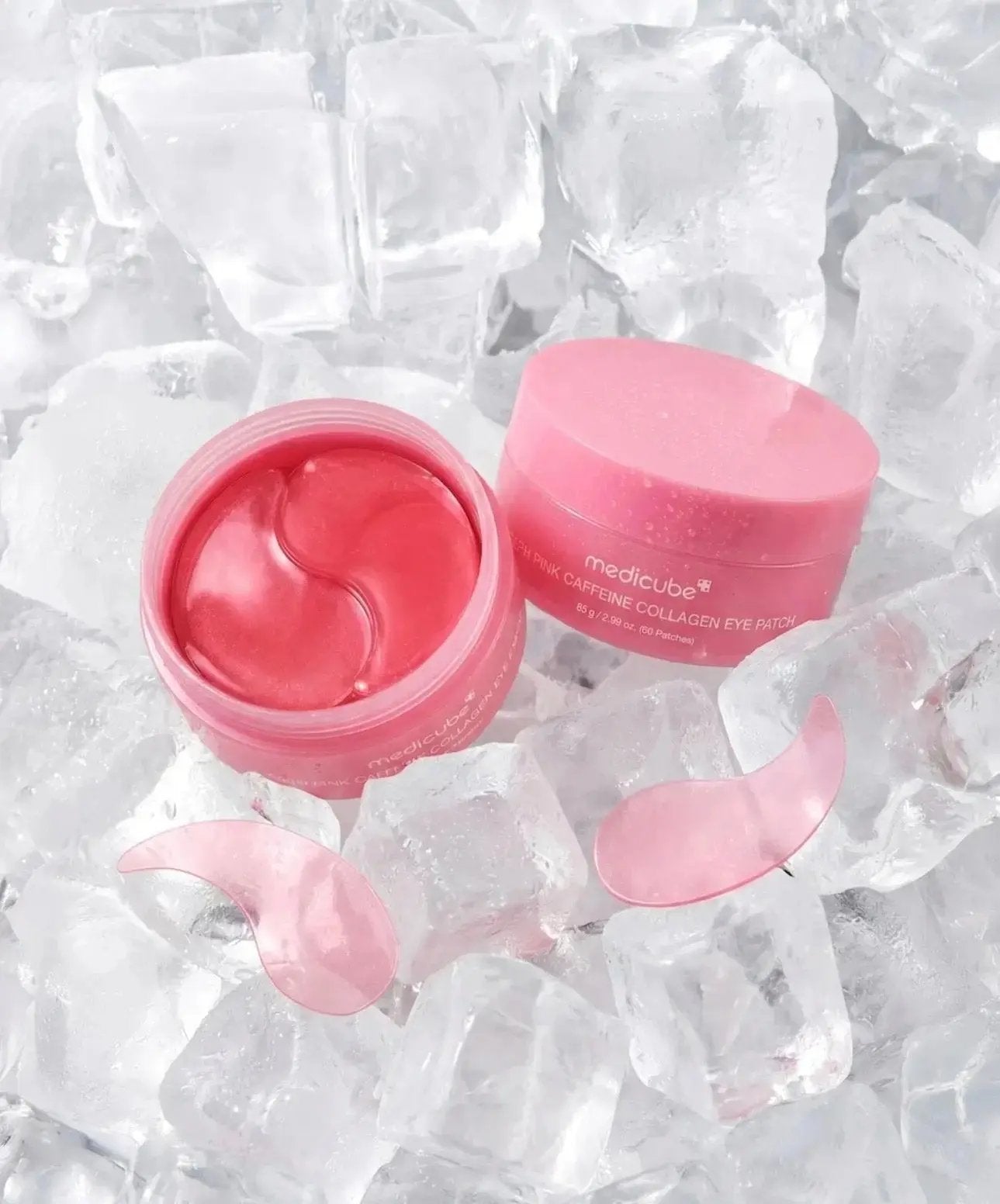 Cooling and hydrating effect of Medicube PDRN caffeine collagen eye patch