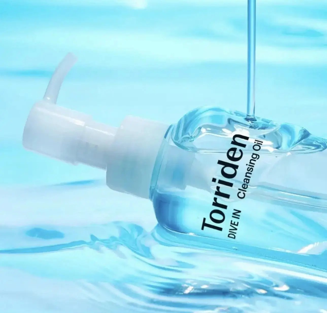 Torriden DIVE IN Cleansing Oil 200ml bottle with pump dispenser – lightweight Korean oil cleanser for makeup and sunscreen removal